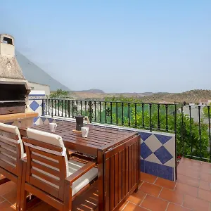 https://ardales-house.es-andalucia.com